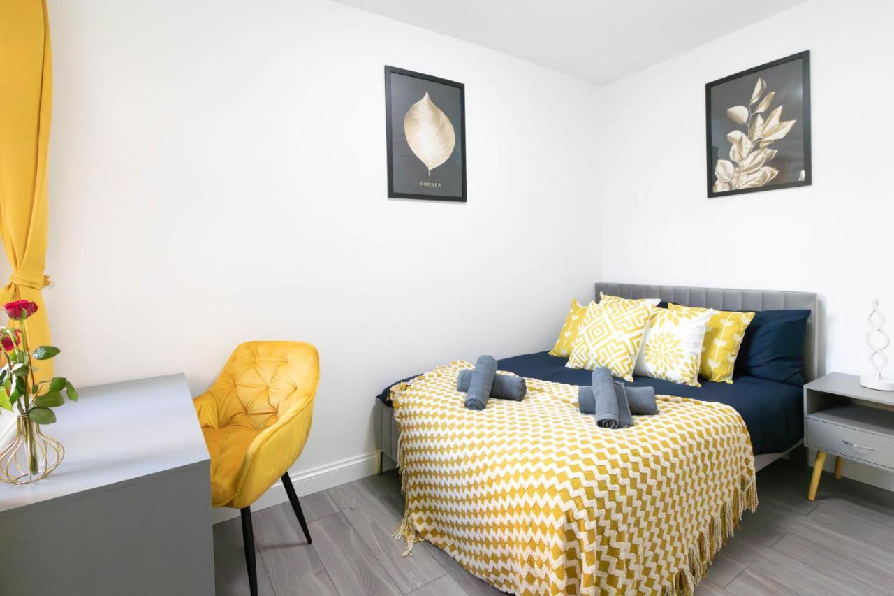 Open Mind Property - 6 Luxury Bedrooms With Free Parking Portsmouth Esterno foto